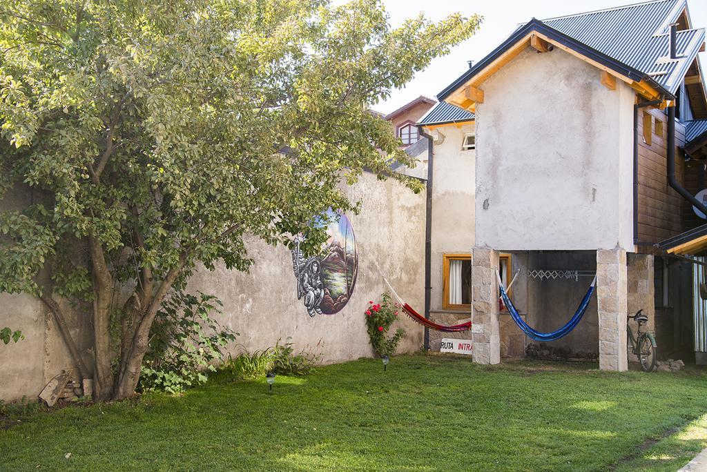 Sherpa Hostel San Martin de los Andes Exterior photo